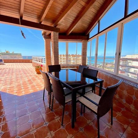 Gran Ático al lado de la playa Apartamento Torrox Exterior foto