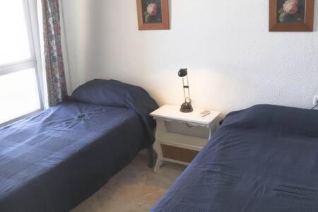 Gran Ático al lado de la playa Apartamento Torrox Exterior foto